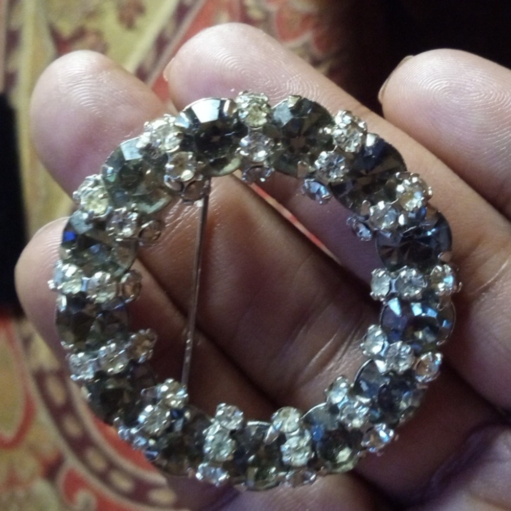 Warner Vintage Signed Circle Brooch Pin - Picture 9 of 9